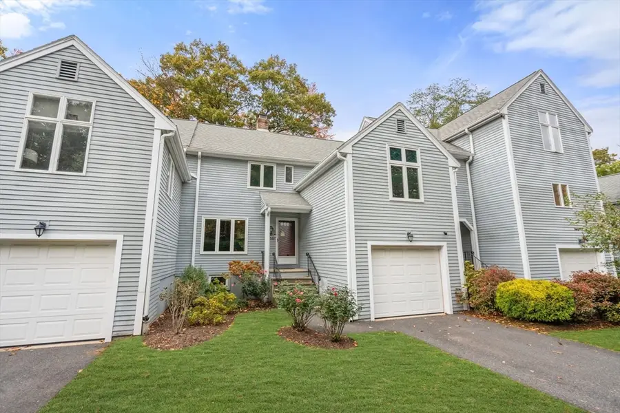 305 Winchester St #D, Newton, MA 02461 - #2