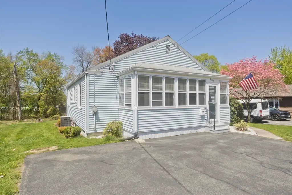 582 Broadway St, Chicopee, MA 01020 - #1