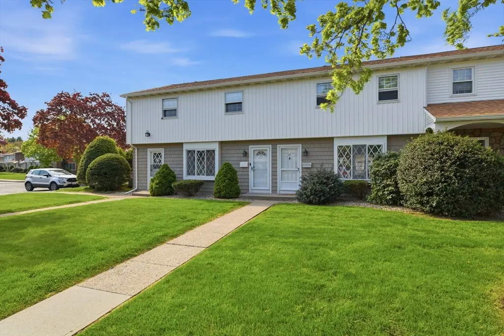 212 Blisswood Village Dr #212, Ludlow, MA 01056 - #1