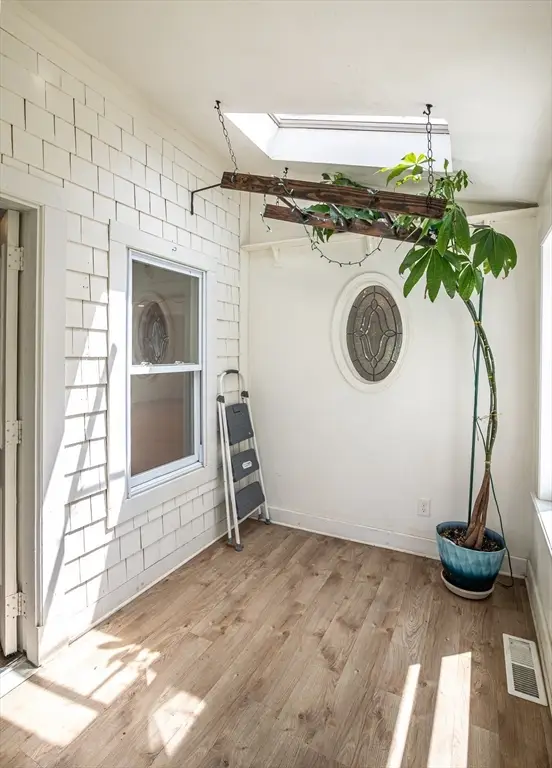 33 Kingsley St, Southbridge, MA 01550 - #3