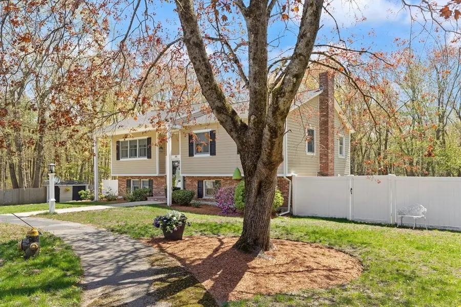 44 Pitman Drive, Reading, MA 01867 - #3
