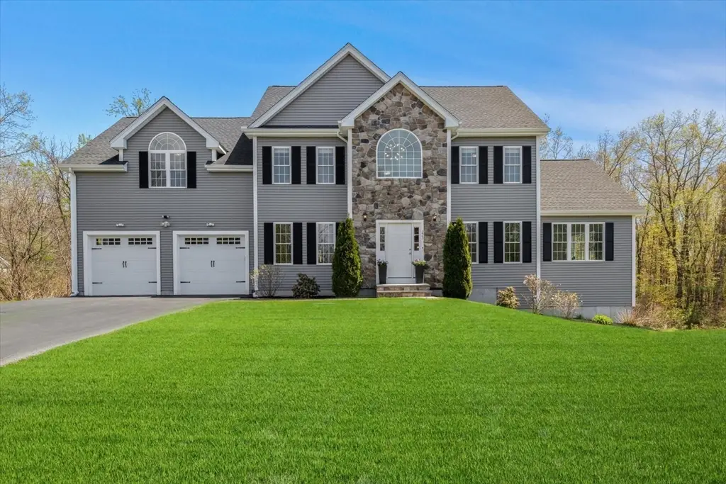 223 Gulf St, Shrewsbury, MA 01545 - #1