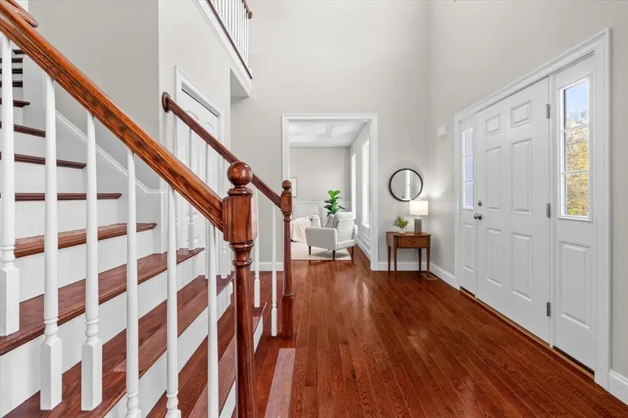 223 Gulf St, Shrewsbury, MA 01545 - #3