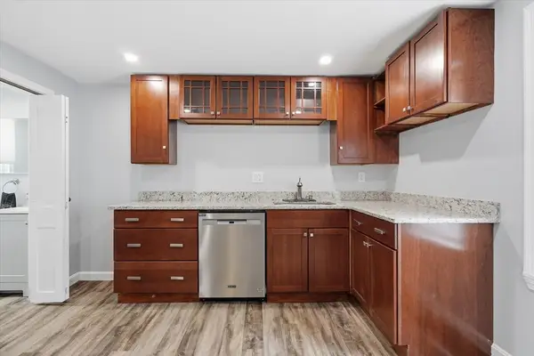 68 Western Ave, Lynn, MA 01904
