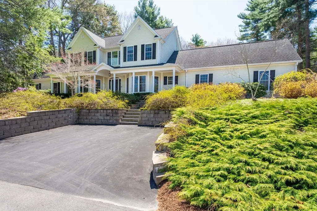 5 Bretton Rd, Dover, MA 02030 - #1