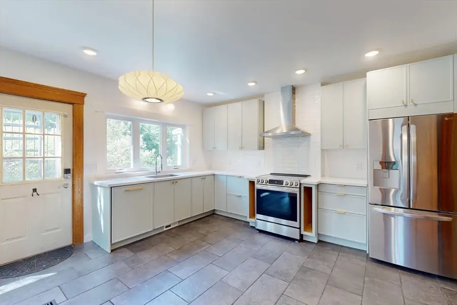 19 East St #A, Northampton, MA 01060 - #3