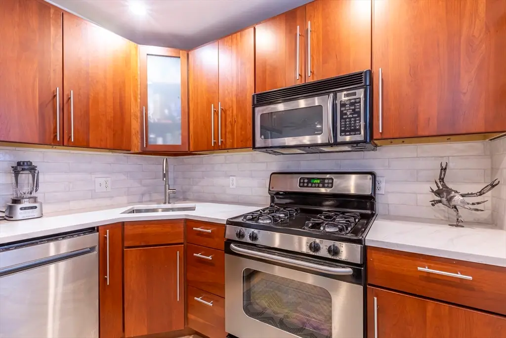 7 Stillman Pl #2, Boston, MA 02113 - #1