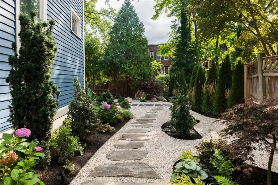 7 Stetson Street, Brookline, MA 02446 - #3