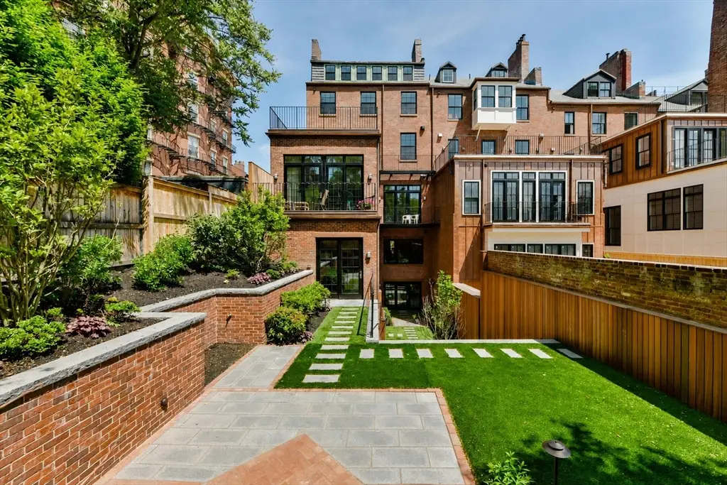 5 Joy #Res One, Boston, MA 02108 - #1