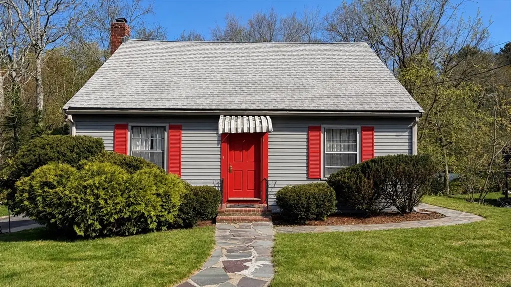 62 W Union St, Ashland, MA 01721 - #1