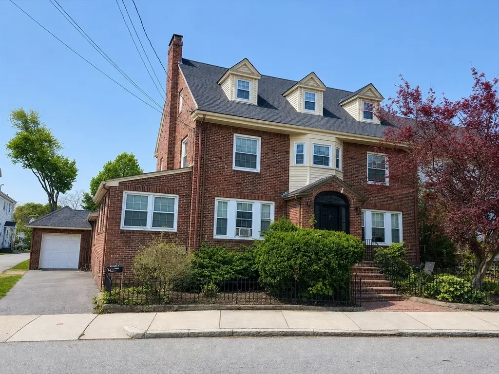 18 Pierce St, Malden, MA 02148 - #1