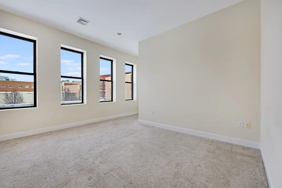 7 Central Square #306, Lynn, MA 01901 - #3