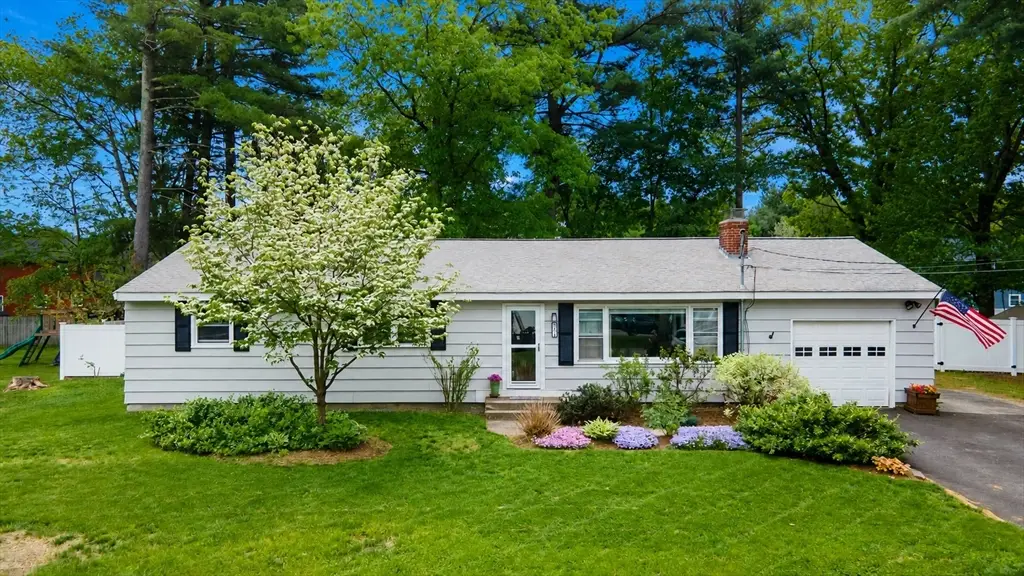 251 High St Ext, Lancaster, MA 01523 - #1