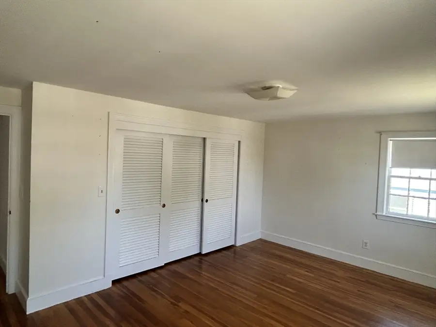 40 Elm St, Milton, MA 02186 - #3