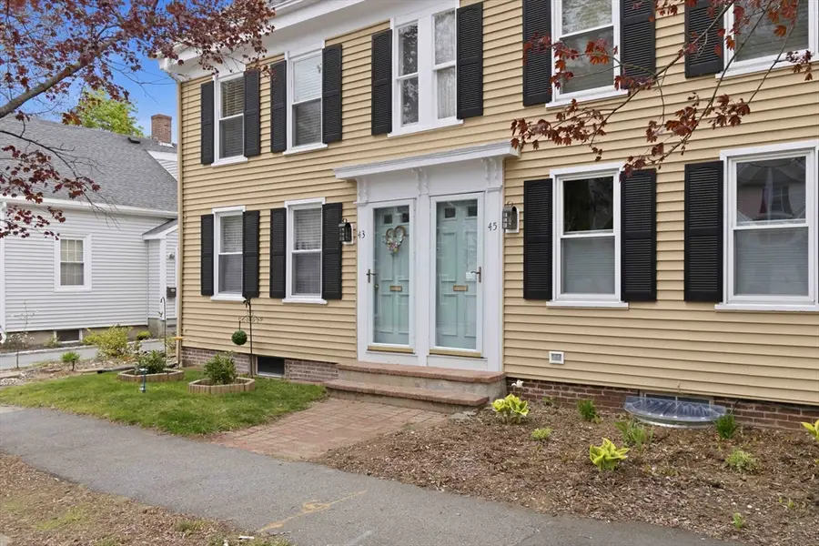 43 Forrester Street #1, Newburyport, MA 01950 - #3