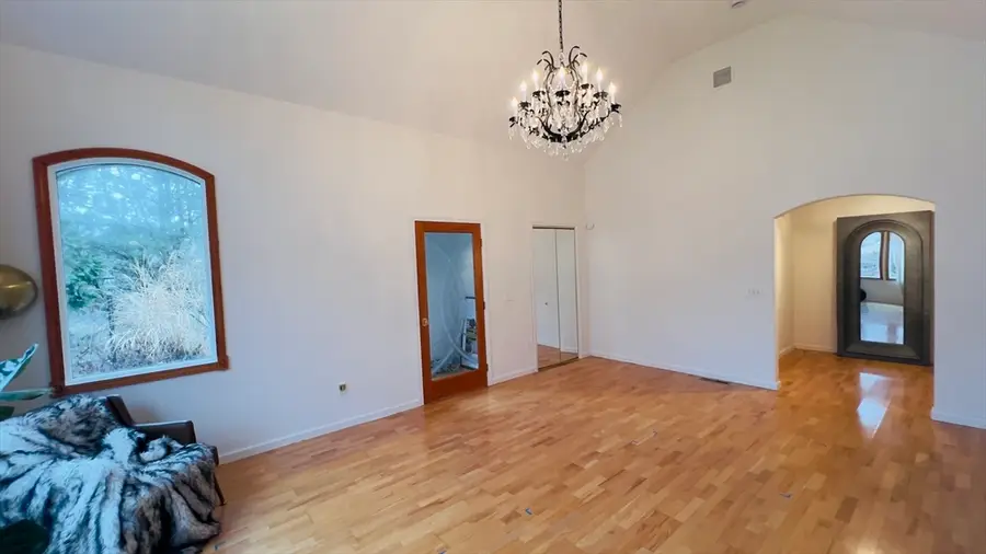 24 Old Feeding Hills Rd, Westfield, MA 01085 - #3