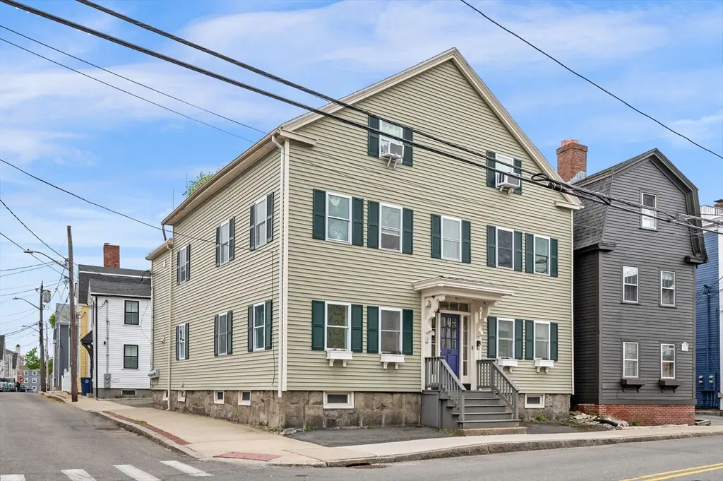 33 Essex St #1, Salem, MA 01970 - #1