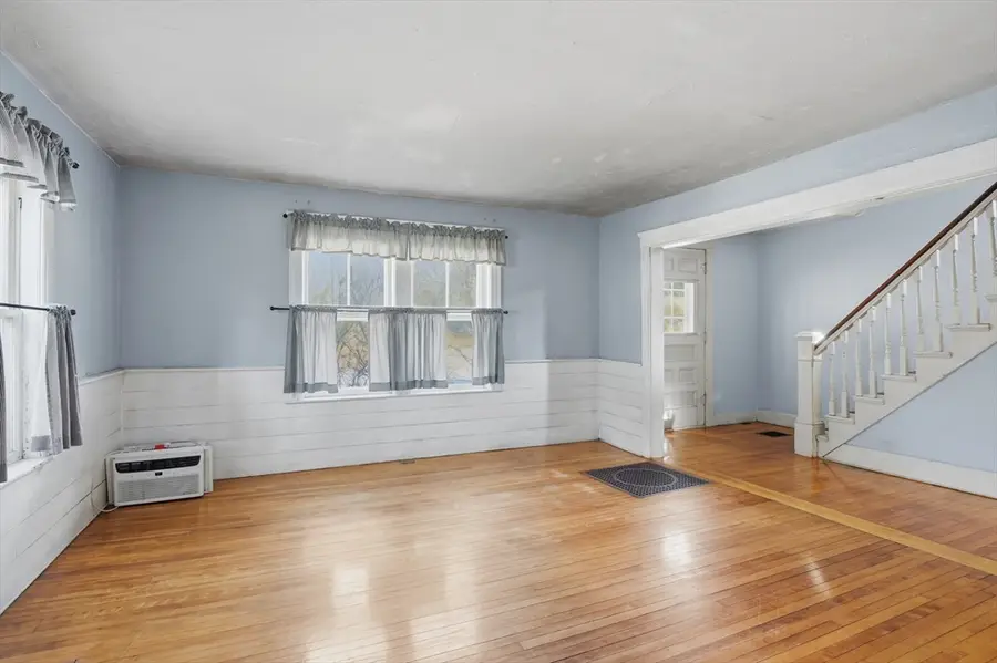 79 Central St, Auburn, MA 01501 - #2