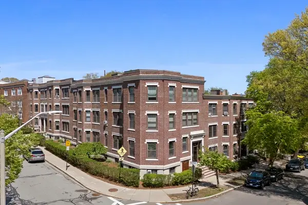 77 Parkman Street #4, Brookline, MA 02446