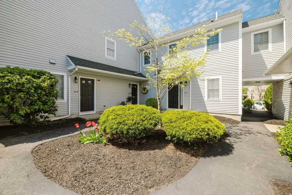 125 Highland St #308, Taunton, MA 02780 - #1