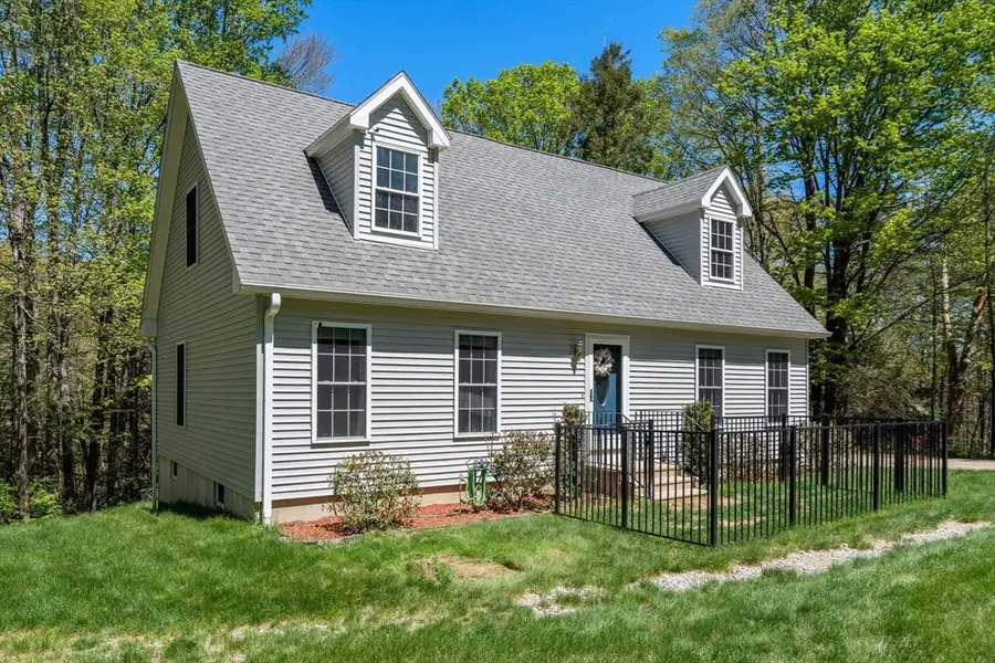 9 Lois Ln, Holland, MA 01521 - #2