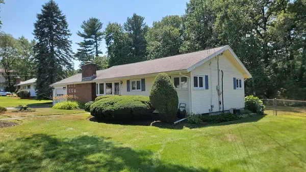 4 Anderson St, Peabody, MA 01960
