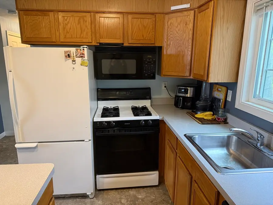 18 A St, Wrentham, MA 02093 - #3