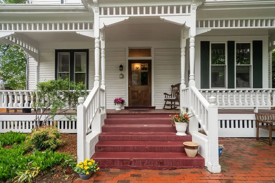 14 Center St #3, Watertown, MA 02472 - #2