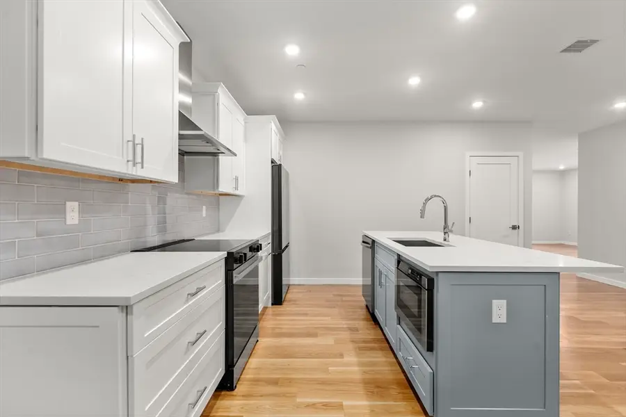 267 Old Colony #310, Boston, MA 02127 - #2