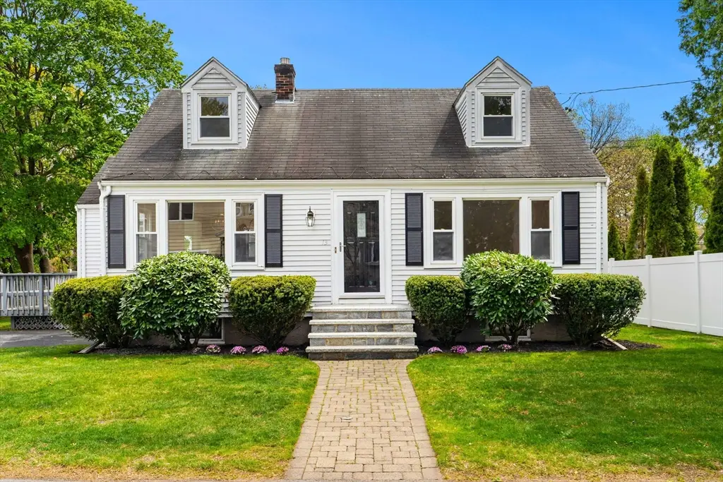 13 Munroe Ave, Woburn, MA 01801 - #1