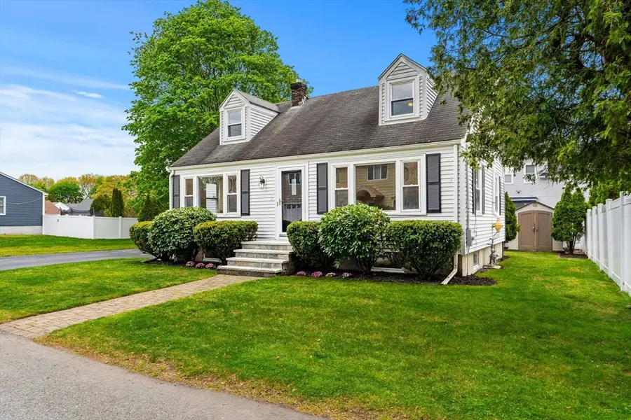 13 Munroe Ave, Woburn, MA 01801 - #3