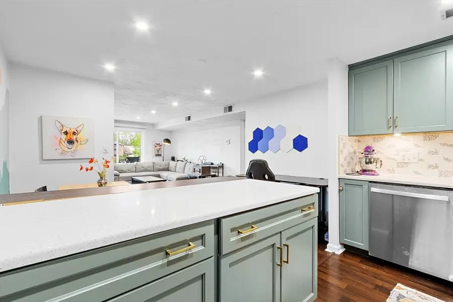 350 Neponset #M, Canton, MA 02021 - #3