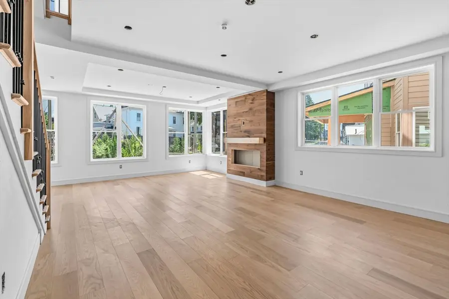 18 Khloe Lane, Northampton, MA 01060 - #2
