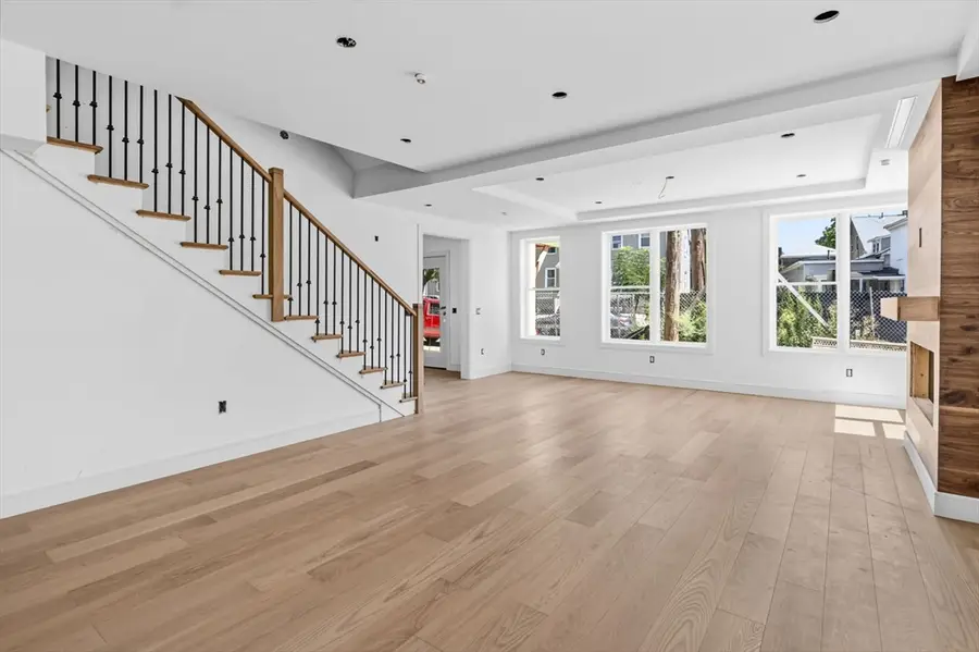 18 Khloe Lane, Northampton, MA 01060 - #3
