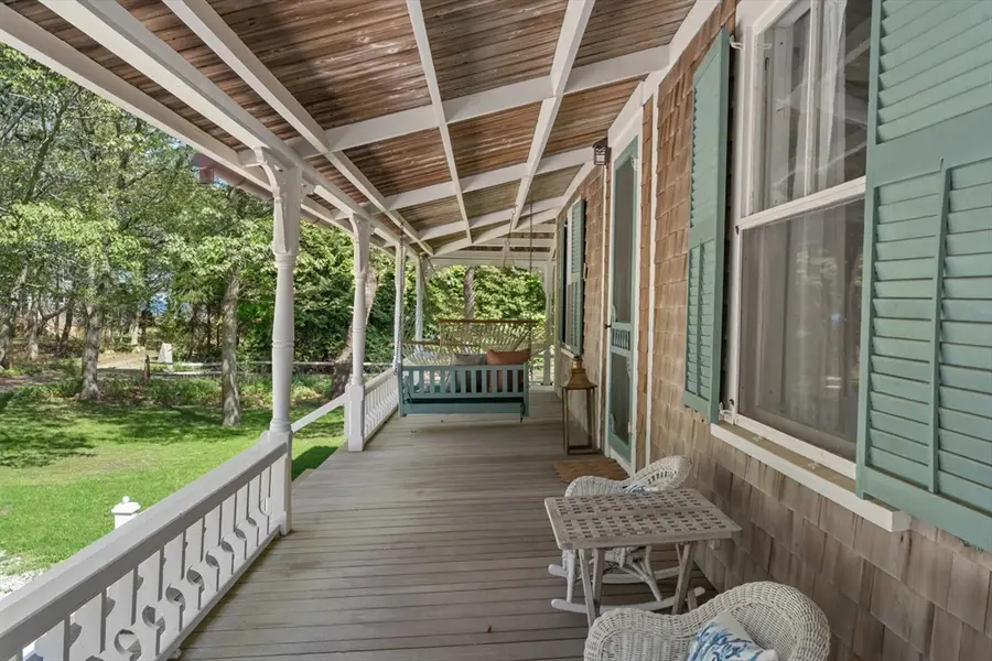 16 Atlantic Avenue, Oak Bluffs, MA 02557 - #3
