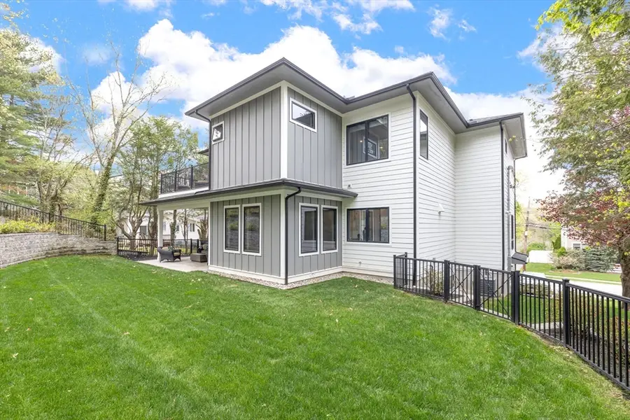 102 Booth Street, Needham, MA 02494 - #2