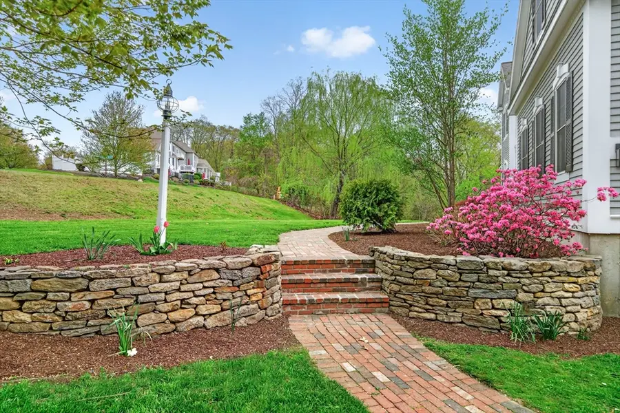 19 Estabrook Ln, Berlin, MA 01503 - #3