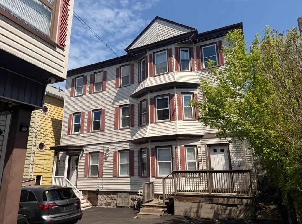 40 Park St, Fall River, MA 02721 - #1