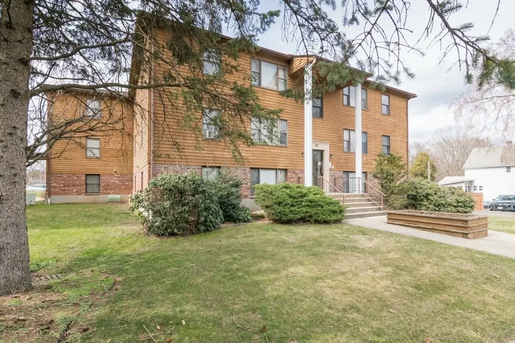 60 Chapin St #D, Holyoke, MA 01040 - #1