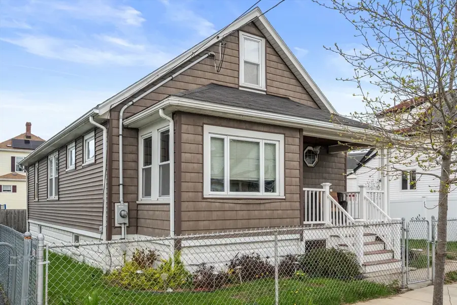 22 Davis St, Malden, MA 02148 - #2