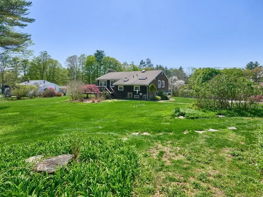 841 Dennison Dr, Southbridge, MA 01550 - #3