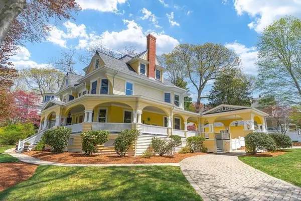 112 Highland Avenue, Winchester, MA 01890