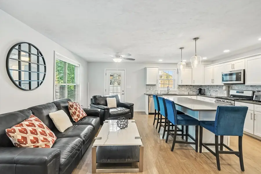 33 Phalanx St, Tyngsborough, MA 01879 - #2