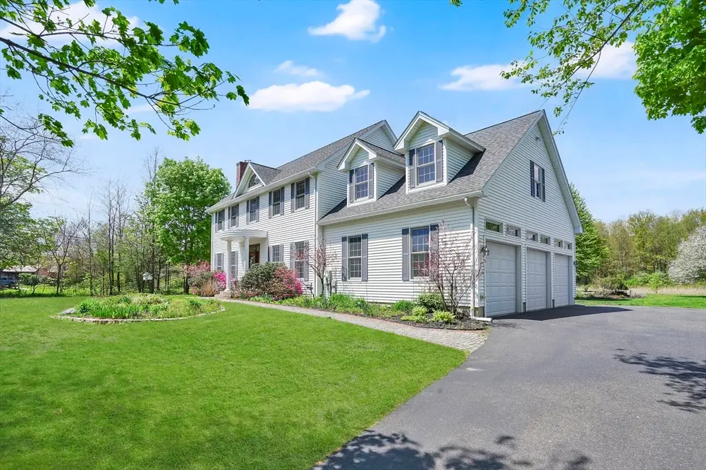 45 Pomeroy Meadow Rd, Southampton, MA 01073 - #1