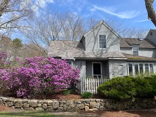 38 Brant Rock #820, Mashpee, MA 02649