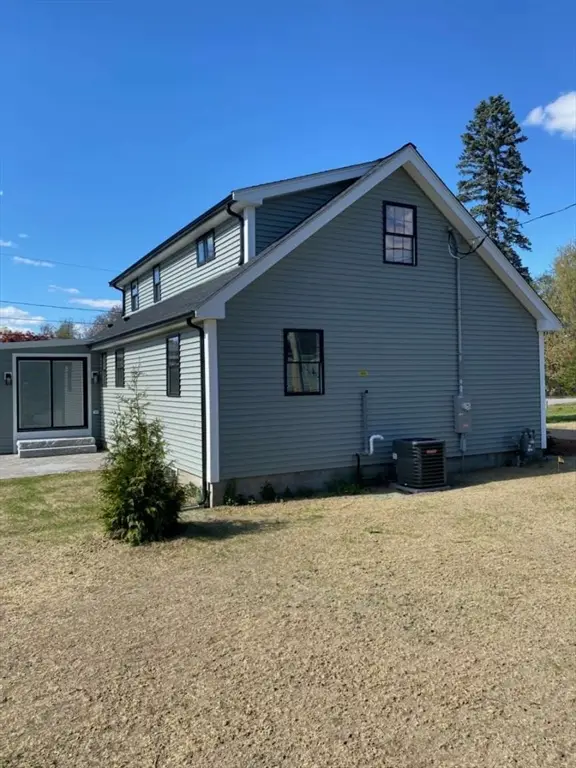 5 Frank Street, North Chelmsford, MA 01863 - #3
