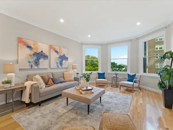 4 Charlesgate East #404, Boston, MA 02215