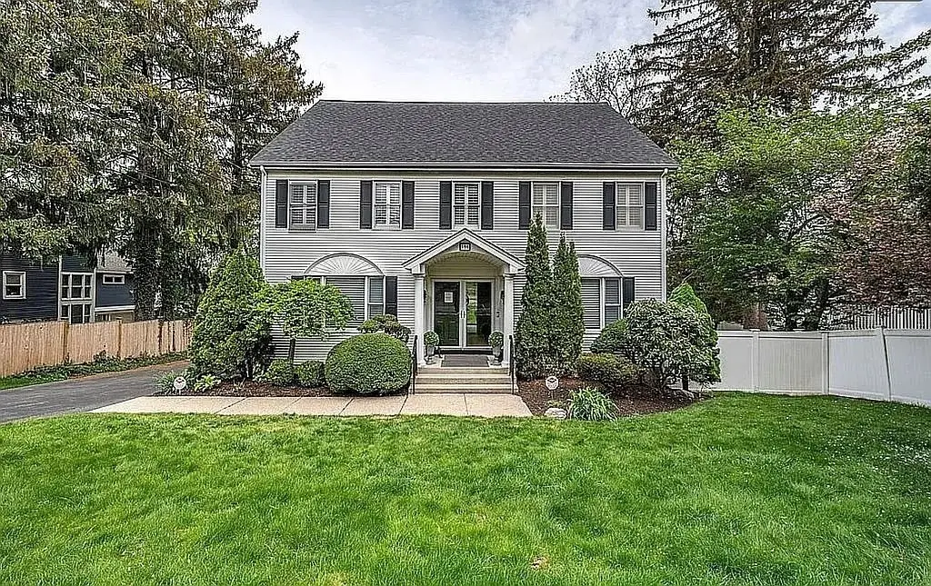396 Dedham St, Newton, MA 02459 - #1