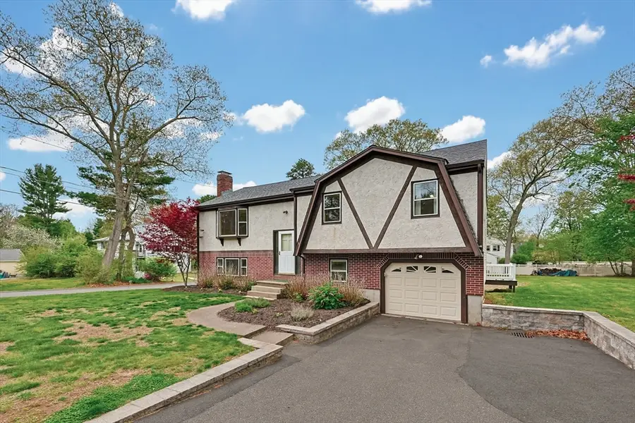 10 Charles River Rd, Medway, MA 02053 - #3