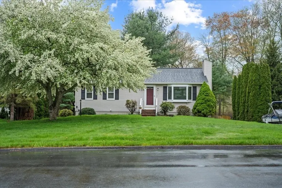 11 Riverside Dr, Webster, MA 01570 - #3